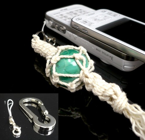 【水晶工房特選】 オリジナル携帯ストラップ（２５ｍｍの最高品質クラス　天然マラカイト使用）鍵フック付（完全天然石）