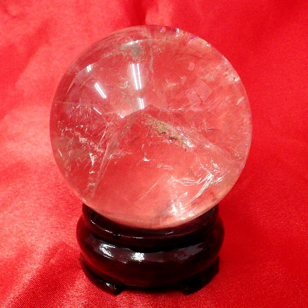 【ブラジル産水晶球】完全天然本水晶玉（自然なクラック入り）重さ388g  直径約65mm （木製台座付き）