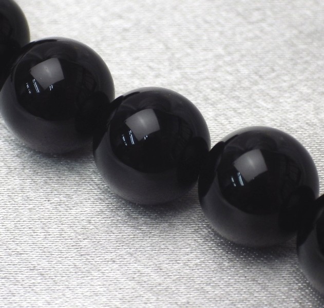 １４ｍｍ玉 ブラック・オニキス（単品）　【ブラジル産 最高品質クラス】
