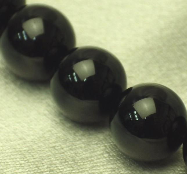 １２ｍｍ玉 ブラックスピネル（単品）　【ミャンマー産 最高品質クラス】