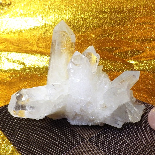 【プレミアクラス】水晶原石クラスター 大型サイズ（重さ537g 高さ約10cm 横幅約13cm 奥行約8cm ブラジル産）完全天然石